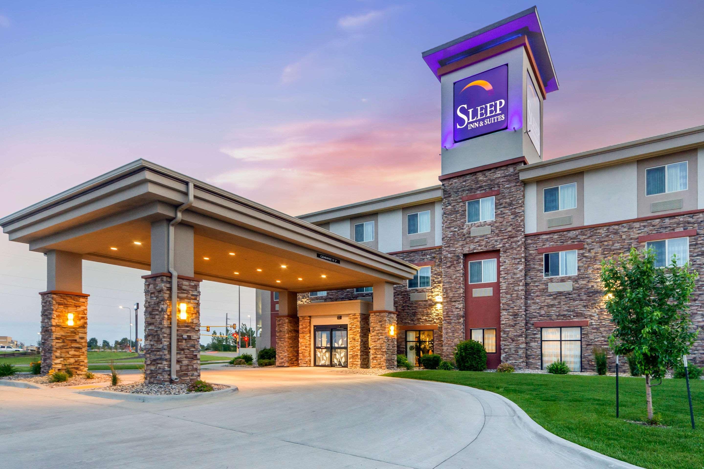 Sleep Inn & Suites Devils Lake Exterior foto